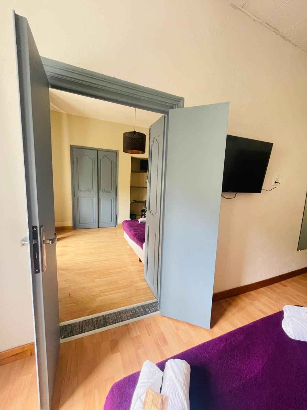 Grand Hotel De L'Europe Vals-les-Bains Bagian luar foto